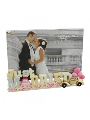 Прекрасна фоторамка "Just Married" за снимка с размер 15x 10см.